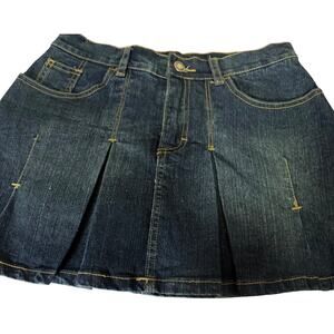 cute  girls sketchers skirt with under shorts